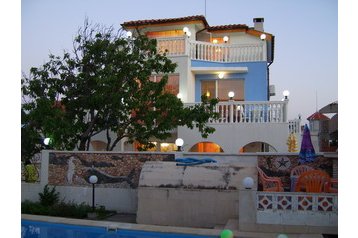 Bulgārija Privát Černomorec, Eksterjers